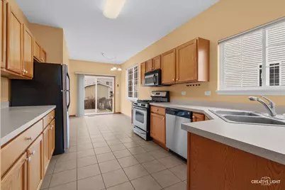 1215 Violet Lane, Joliet, IL 60431 - Photo 3