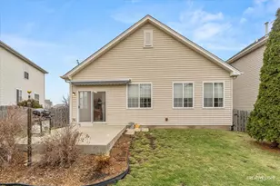 1215 Violet Ln, Joliet, IL 60431 - Photo 17