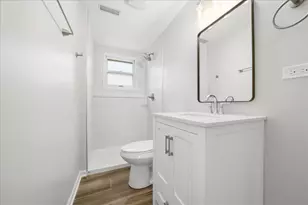 1022 Whitebridge Ln, Hanover Park, IL 60133 - Photo 13