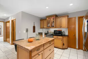 544 Philip Dr, Bartlett, IL 60103 - Photo 13