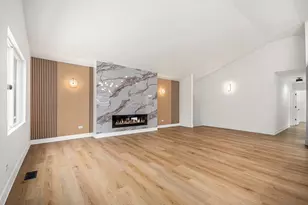 1430 Holland Pl, Downers Grove, IL 60515 - Photo 3