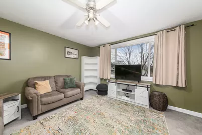 307 E Main Street Road, Cary, IL 60013 - Photo 13