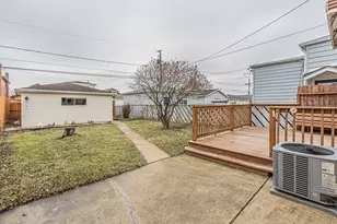 4212 N Ottawa Ave, Norridge, IL 60706 - Photo 17