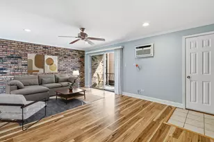 7306 Blackstone Ave, Justice, IL 60458 - Photo 3