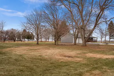 2402 N 41st Road, Sheridan, IL 60551 - Photo 27