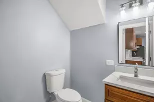 2402 N 41st Rd, Sheridan, IL 60551 - Photo 15