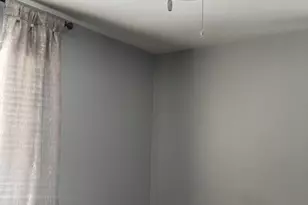 654 E 105th St, Chicago, IL 60628 - Photo 9