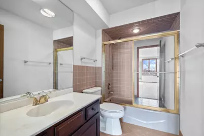6400 N Cicero Avenue #516, Lincolnwood, IL 60712 - Photo 19