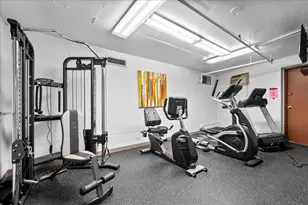 6400 N Cicero Ave, Lincolnwood, IL 60712 - Photo 29