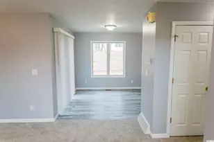 2501 Lindsey Ct, Quincy, IL 62305 - Photo 3