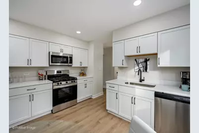 932 N Wheeling Road, Mount Prospect, IL 60056 - Photo 9