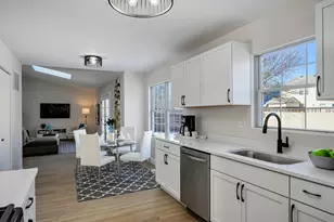 1100 N Warwick Circle, Hoffman Estates, IL 60169 - Photo 11