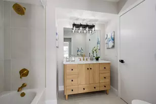 1100 N Warwick Circle, Hoffman Estates, IL 60169 - Photo 17