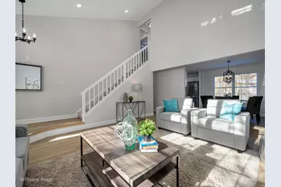 1100 N Warwick Circle, Hoffman Estates, IL 60169 - Photo 5