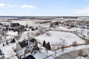 15133 W Austin Dr, Lockport, IL 60441 - Photo 3