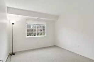 1633 N Windsor Dr, Arlington Heights, IL 60004 - Photo 7