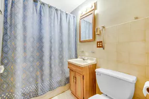 18625 Golfview Ave, Homewood, IL 60430 - Photo 9