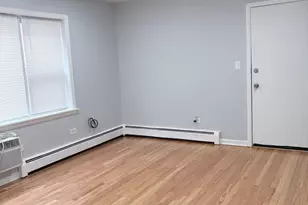 16 W Terrace St, Villa Park, IL 60181 - Photo 3