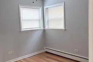 16 W Terrace St, Villa Park, IL 60181 - Photo 5