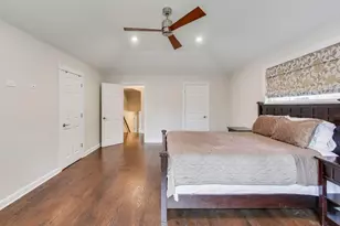 6025 N Hiawatha Ave, Chicago, IL 60646 - Photo 19