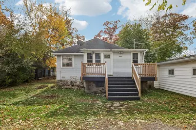 18631 W Main Street, Grayslake, IL 60030 - Photo 1