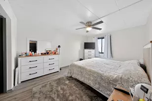 5239 James Ln, Crestwood, IL 60418 - Photo 9