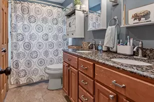 12976 W 28th St, Beach Park, IL 60099 - Photo 11