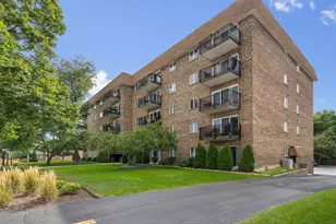 907 Curtiss St, Downers Grove, IL 60515 - Photo 21