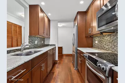 907 Curtiss Street #504, Downers Grove, IL 60515 - Photo 5