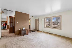 2307 Branch Rd, Champaign, IL 61821 - Photo 5