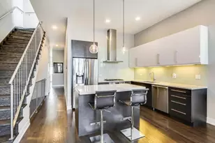 1021 N Hermitage Ave, Chicago, IL 60622 - Photo 7