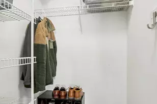 1106 Stratford Ct, Elgin, IL 60120 - Photo 23