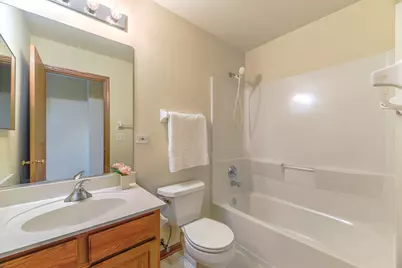 1623 S Candlestick Way #1623, Waukegan, IL 60085 - Photo 13