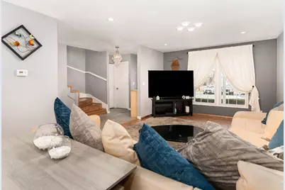 [Address not provided], Hanover Park, IL 60133 - Photo 9