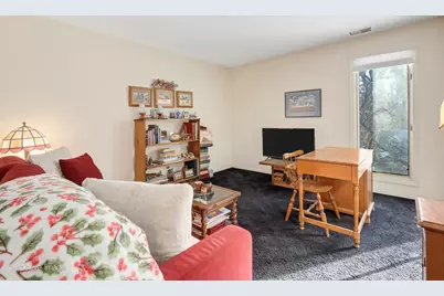 1S055 Spring Road #2C, Oakbrook Terrace, IL 60181 - Photo 5