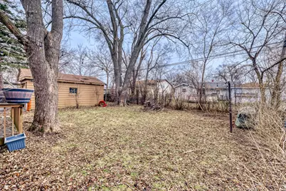 17 S Bartlett Road, Streamwood, IL 60107 - Photo 15