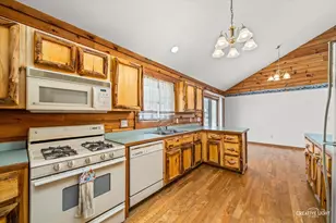 122 Belle Rive Dr, Millington, IL 60537 - Photo 15