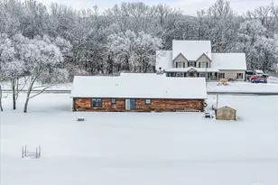 122 Belle Rive Dr, Millington, IL 60537 - Photo 5