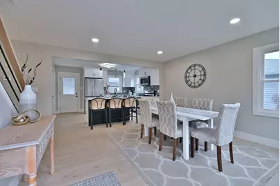 656 W Comstock Avenue, Elmhurst, IL 60126 - Photo 5