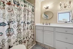 15 Manchester Ln, Elmhurst, IL 60126 - Photo 23