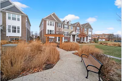 1437 N Charles Avenue, Naperville, IL 60563 - Photo 3