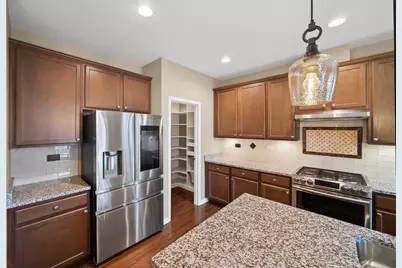 1437 N Charles Avenue, Naperville, IL 60563 - Photo 9