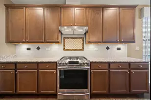 1437 N Charles Ave, Naperville, IL 60563 - Photo 3