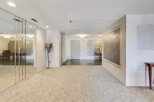 4000 Triumvera Dr, Glenview, IL 60025 - Photo 5