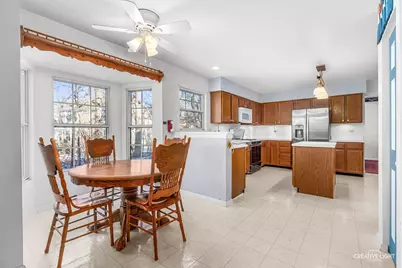 6 Dartmouth Court, Streamwood, IL 60107 - Photo 9