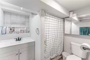 6241 S Troy St, Chicago, IL 60629 - Photo 9