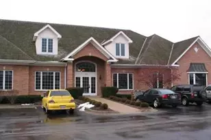 708 Florsheim Dr, Libertyville, IL 60048 - Photo 1