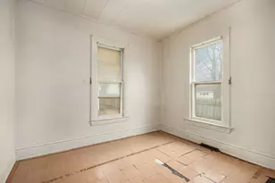 919 Clay St, Woodstock, IL 60098 - Photo 17