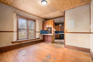 919 Clay St, Woodstock, IL 60098 - Photo 7