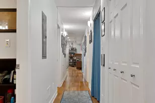 2457 W Foster Ave, Chicago, IL 60625 - Photo 23